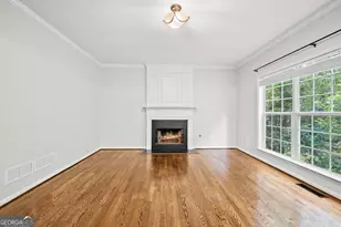2371 Traywick, Alpharetta, GA 30004 - Photo 6