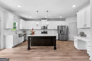 662 Eagles Nest Cir, Auburn, GA 30011 - Photo 16