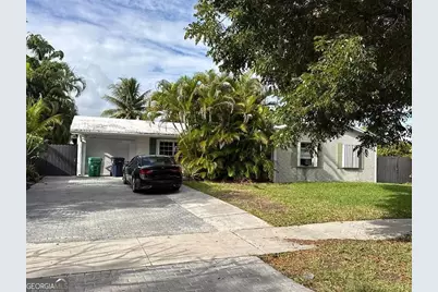 9515 Tiffany Drive, Miami, FL 33157 - Photo 2