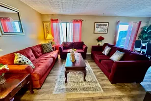 22 Fairview Dr, Jonesboro, GA 30238 - Photo 10