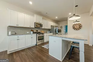 4225 Bramblett Grove Pl, Cumming, GA 30040 - Photo 8