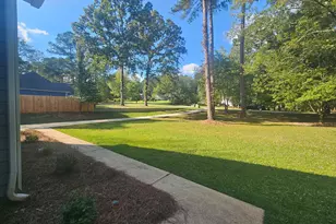 150 Park Timbers Dr, Sharpsburg, GA 30277 - Photo 10