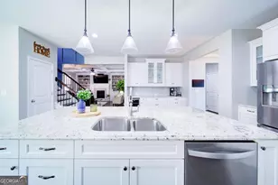 6925 Concord Mountain Trail, Cumming, GA 30028 - Photo 12