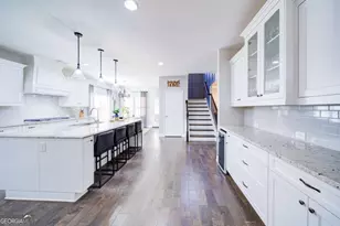 6925 Concord Mountain Trail, Cumming, GA 30028 - Photo 8