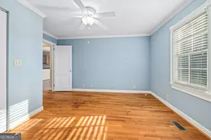 231 E Morgan St, Clarkesville, GA 30523 - Photo 12