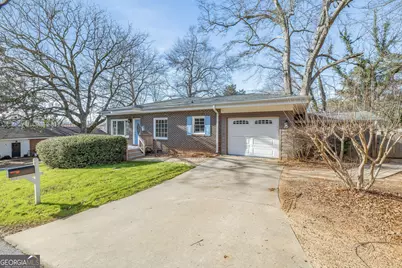 231 E Morgan Street, Clarkesville, GA 30523 - Photo 2