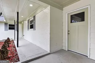 108 Summit Dr, Griffin, GA 30224 - Photo 4