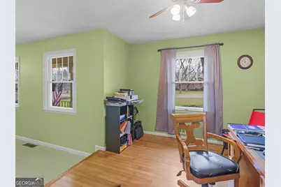 329 Pine Street, Barnesville, GA 30204 - Photo 12