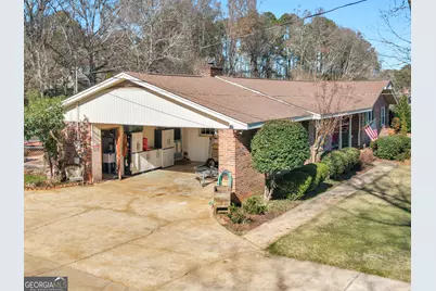 329 Pine Street, Barnesville, GA 30204 - Photo 6