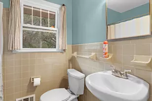 329 Pine St, Barnesville, GA 30204 - Photo 32