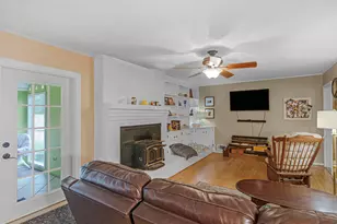 329 Pine St, Barnesville, GA 30204 - Photo 26