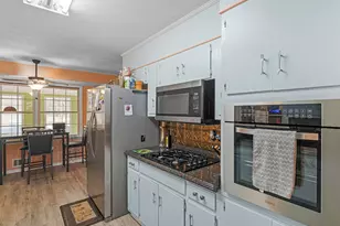 329 Pine St, Barnesville, GA 30204 - Photo 14