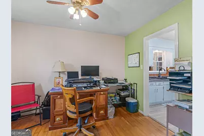 329 Pine Street, Barnesville, GA 30204 - Photo 10