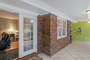 329 Pine St, Barnesville, GA 30204 - Photo 26