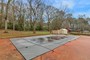 329 Pine St, Barnesville, GA 30204 - Photo 42