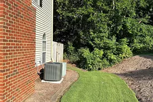 1696 Red Oak Dr, Dalton, GA 30721 - Photo 2