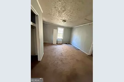 109 Barnesville Avenue, Barnesville, GA 30204 - Photo 8