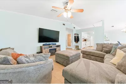 208 Paradise Marsh Circle, Brunswick, GA 31525 - Photo 8