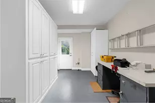 9635 Autry Falls Dr, Alpharetta, GA 30022 - Photo 64