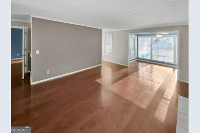 1602 Gettysburg Place, Sandy Springs, GA 30350 - Photo 8