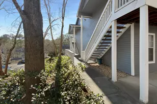 1602 Gettysburg Pl, Sandy Springs, GA 30350 - Photo 6