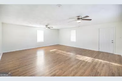 1940 Barrington Drive, Dublin, GA 31021 - Photo 2