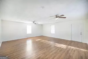 1940 Barrington Dr, Dublin, GA 31021 - Photo 2