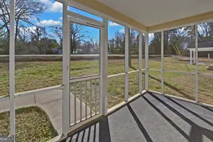 1009 Prather Bridge Rd, Toccoa, GA 30577 - Photo 4