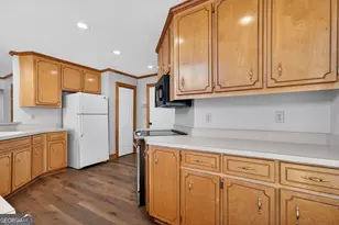 125 Lullwater Ln, Eatonton, GA 31024 - Photo 14