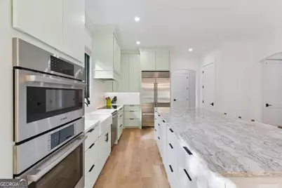 669 Arnold Lane, Saint Simons, GA 31522 - Photo 8