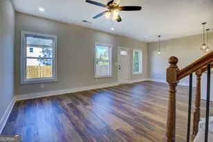 523 E Chappell St, Griffin, GA 30223 - Photo 8