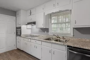 836 Oakdale Dr, Forest Park, GA 30297 - Photo 12