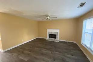 7552 Watson Bay Ct, Stone Mountain, GA 30087 - Photo 2