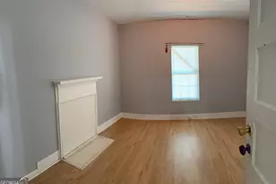 1006 W College St Ext, Griffin, GA 30224 - Photo 16