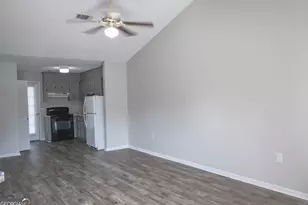 140 Lanier Dr, Statesboro, GA 30460 - Photo 2