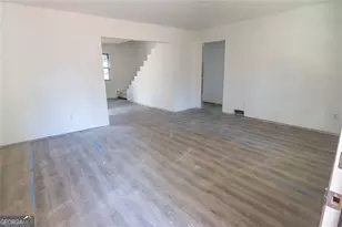 1471 Centra Villa Dr SW, Atlanta, GA 30311 - Photo 6