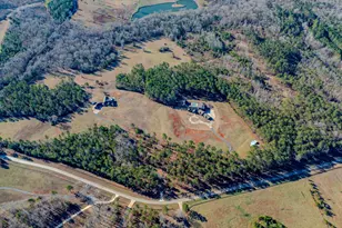 2161 Bear Creek Rd, Moreland, GA 30259 - Photo 4