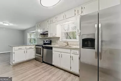 4716 Alpine Drive SW, Lilburn, GA 30047 - Photo 4