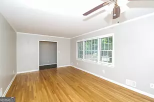 2693 Stoneview Terrace, East Point, GA 30344 - Photo 8