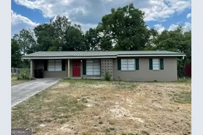 113 Lakeview Drive, East Dublin, GA 31027 - Photo 1