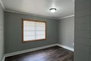 113 Lakeview Dr, East Dublin, GA 31027 - Photo 8