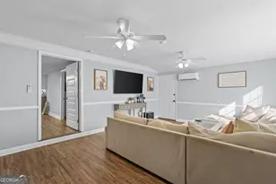 512 Tillman St, Odum, GA 31555 - Photo 4