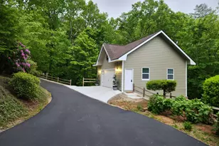 299 Celestial Cir, Clayton, GA 30525 - Photo 6