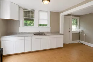 1049 Birch St, Macon, GA 31204 - Photo 4