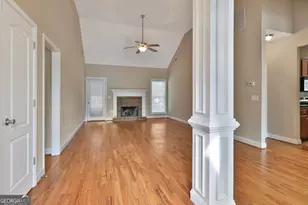 227 Village Park Dr, Newnan, GA 30265 - Photo 4