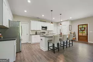 120 E Killian St, Canton, GA 30114 - Photo 10