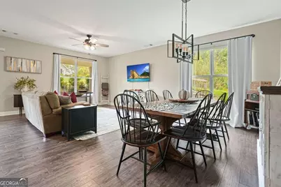 120 E Killian Street, Canton, GA 30114 - Photo 6