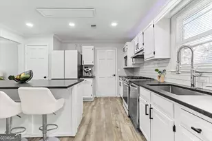 1646 Desford Ct SW, Marietta, GA 30064 - Photo 16