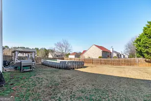 10 Heaton Dr, Covington, GA 30016 - Photo 4