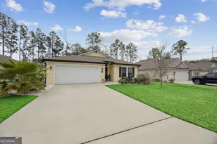 327 Chinquapin Dr, Saint Marys, GA 31558 - Photo 2